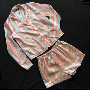 BOOHOO Women’s Satin Pajama Set Long Sleeve Top and Shorts Size 6 Medium
